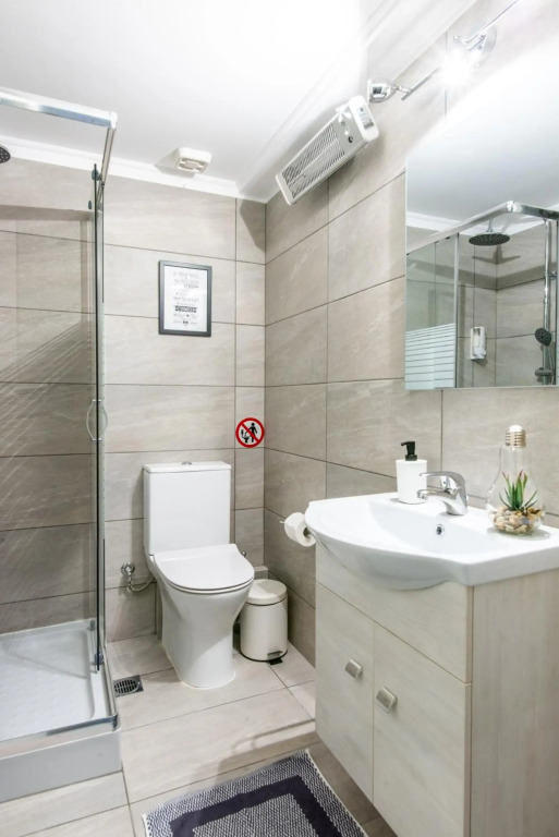 Place to be Athens apartment