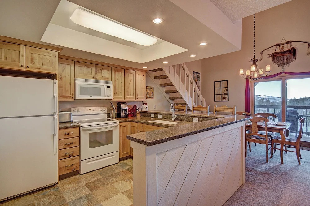 Longbranch 318 - 3 Br Condo