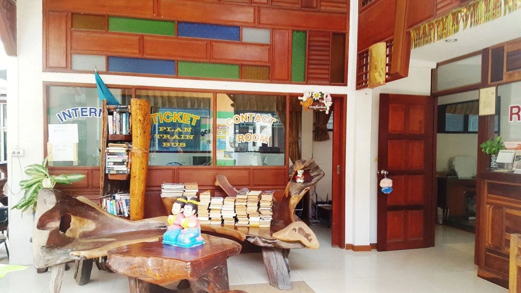 Rattana Guesthouse & Bungalow