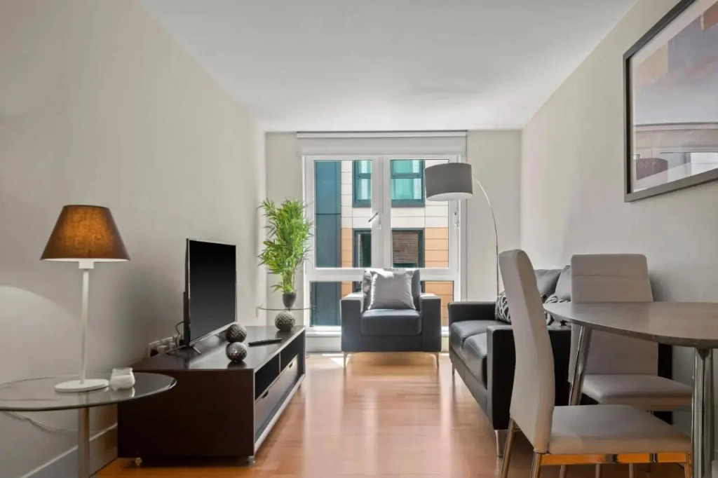 Blackfriars Apartments by MySquare