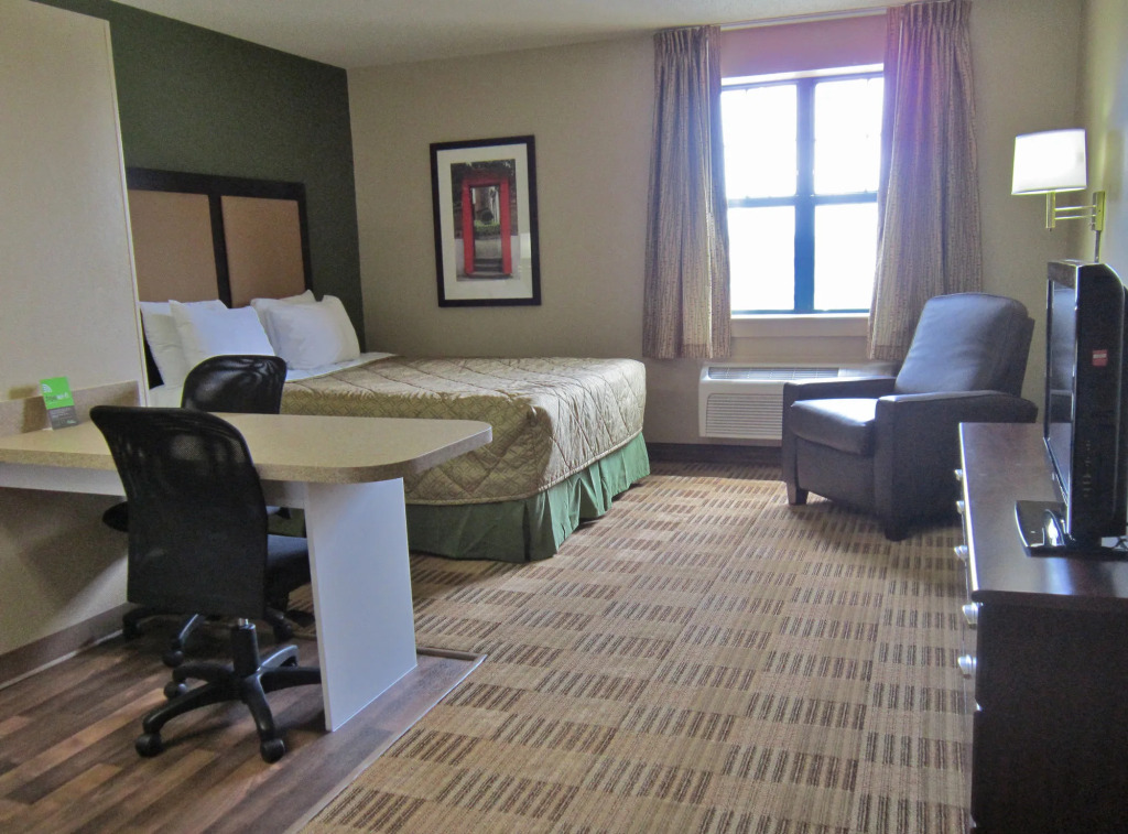 Studio 6 Corporate Extended Stay Rochester Henrietta NY