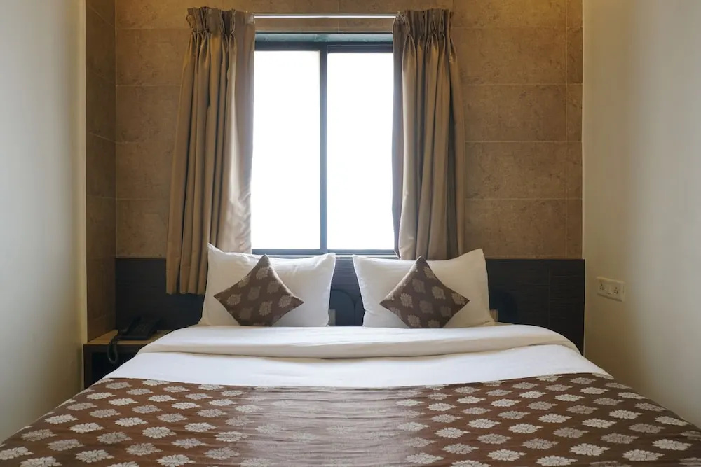 Hotel Pavitra