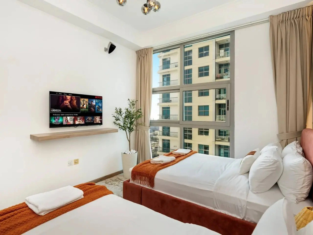 Квартира 16th Floor Marina 1BR Sleeps 8 Near Beach
