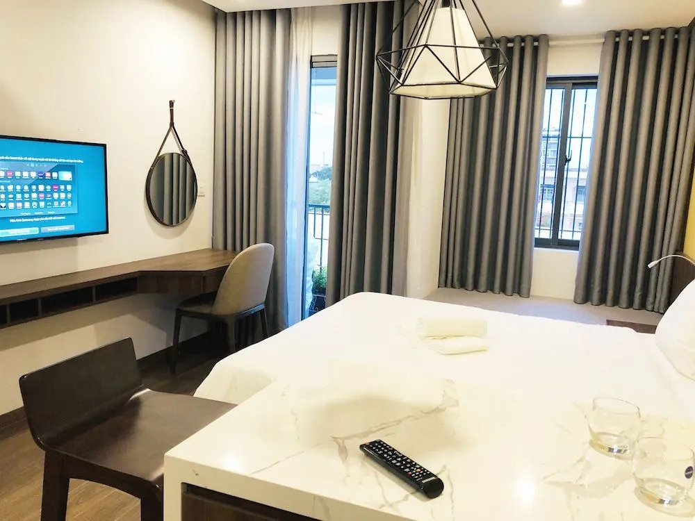 Davis House  Apartment