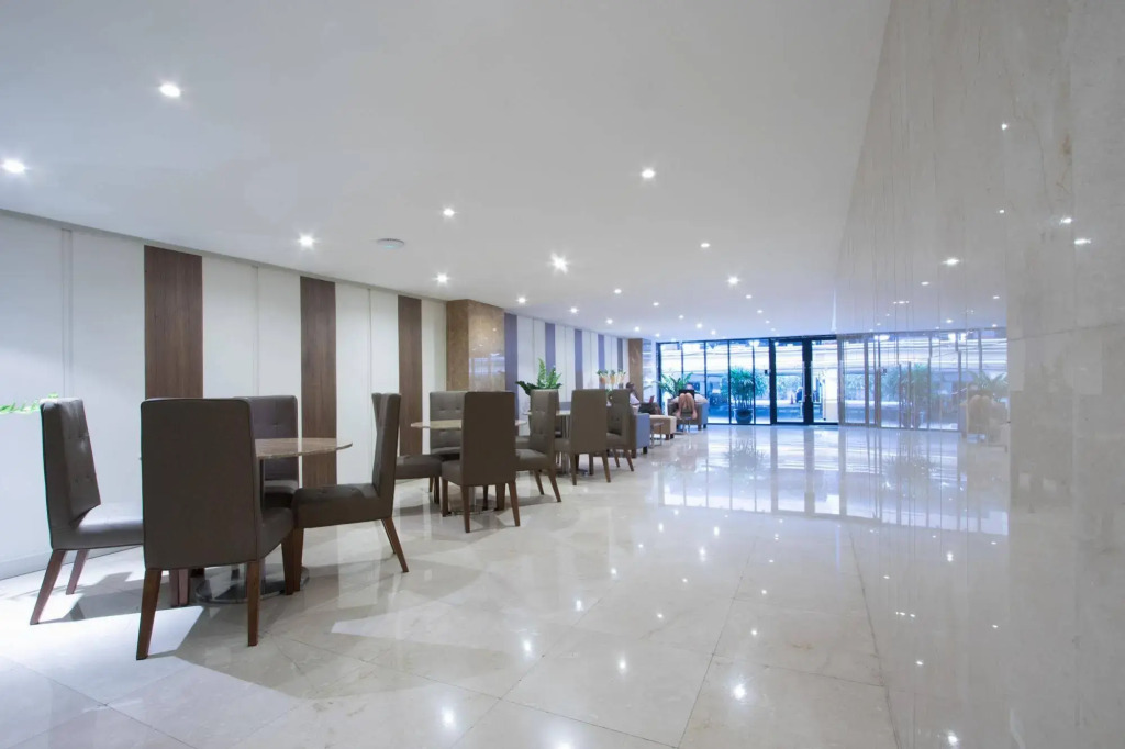 Thomson Hotel Huamark