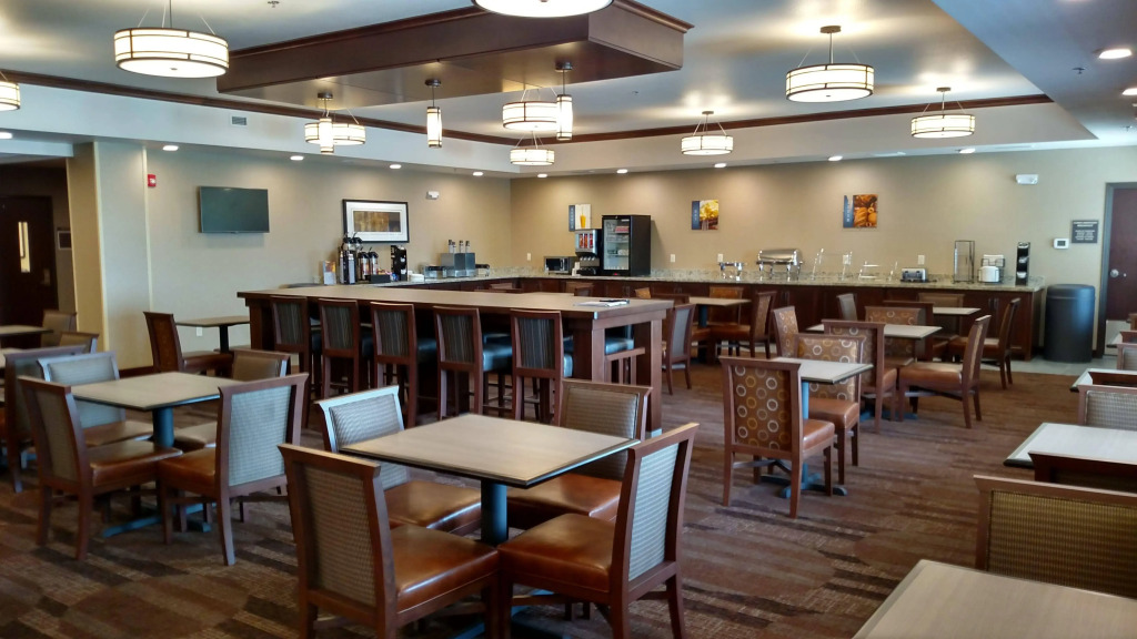 Best Western Plus Lincoln Inn & Suites
