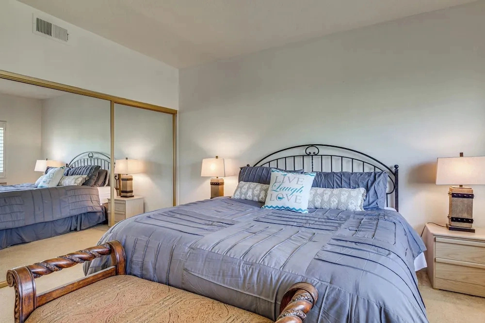 Relax Poolside! Golfers Paradise in Palm Desert