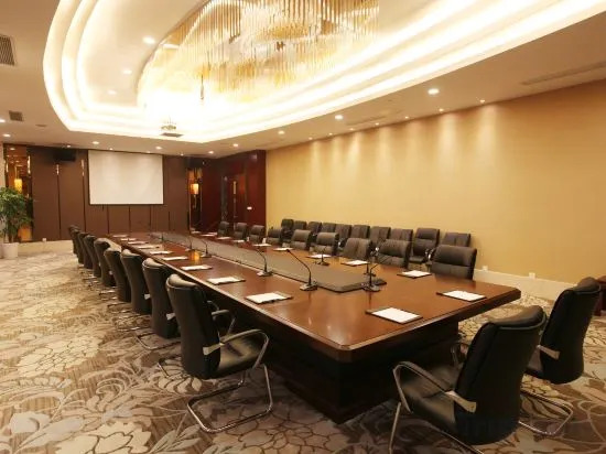 Dingding International Hotel