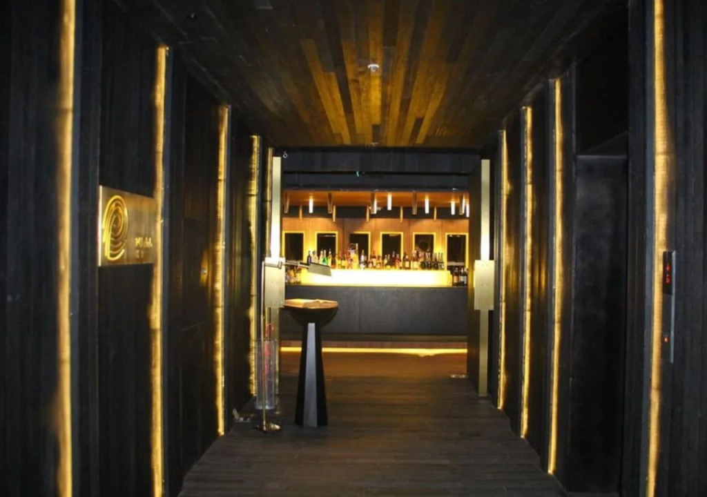 Yiwu Bali Plaza Hotel