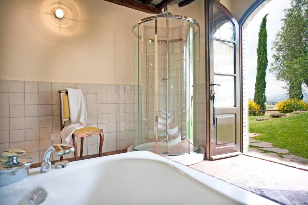 Historic Stone House Casanova