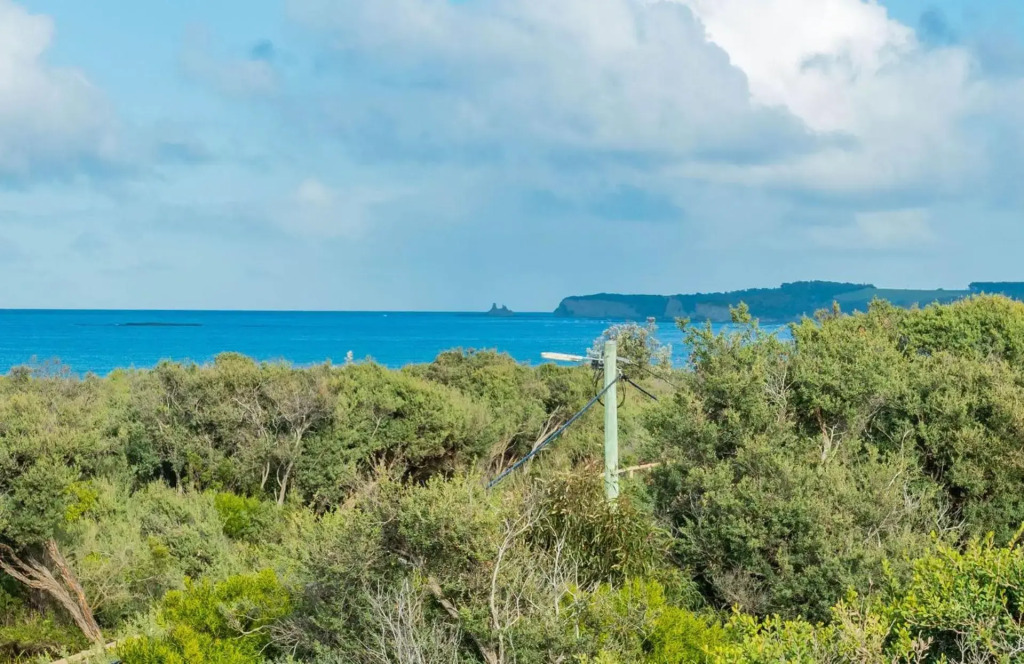 Omaroo on Surf Inverloch