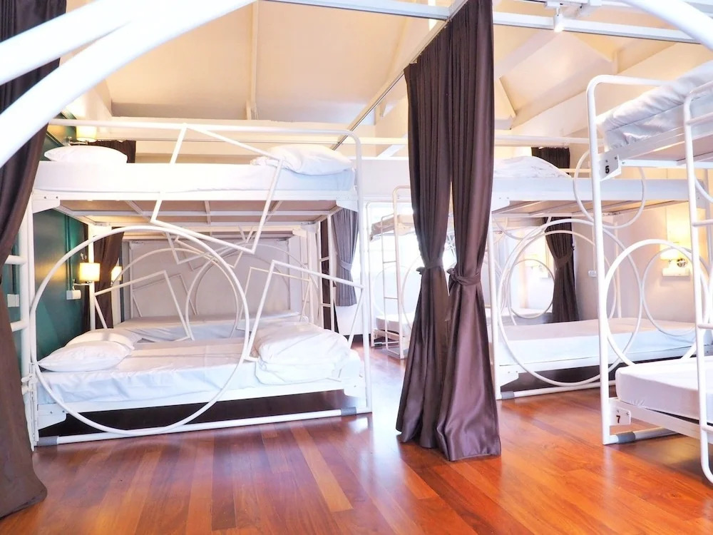 Esse Hostel