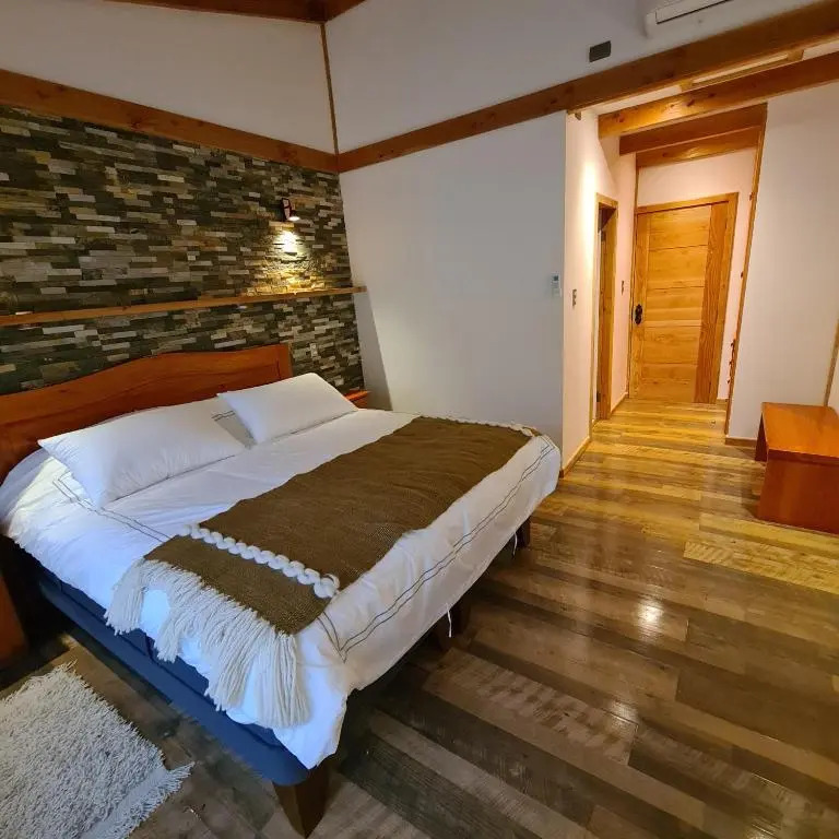 Lican Lodge