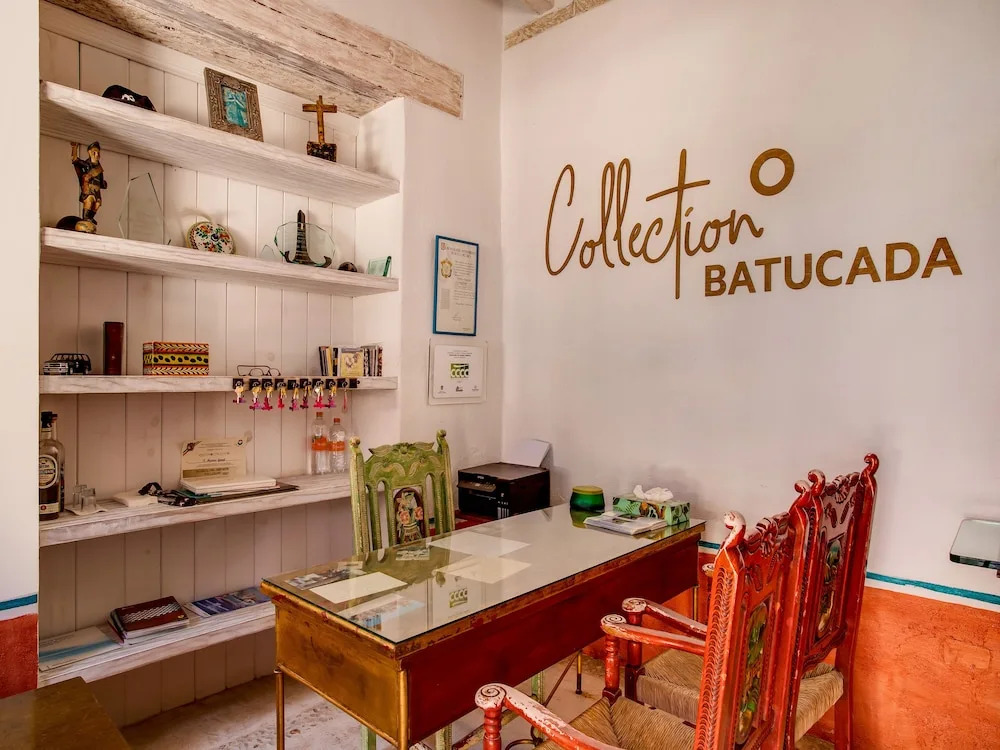 Collection O Hotel La Batucada