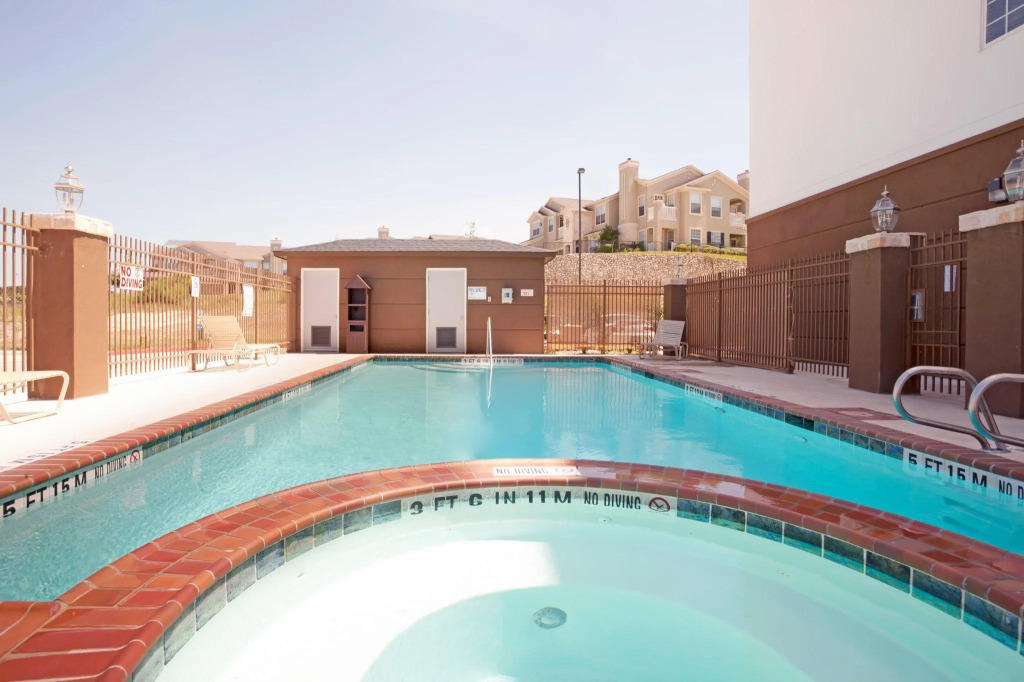 Extended Stay America Premier Suites - San Antonio - North