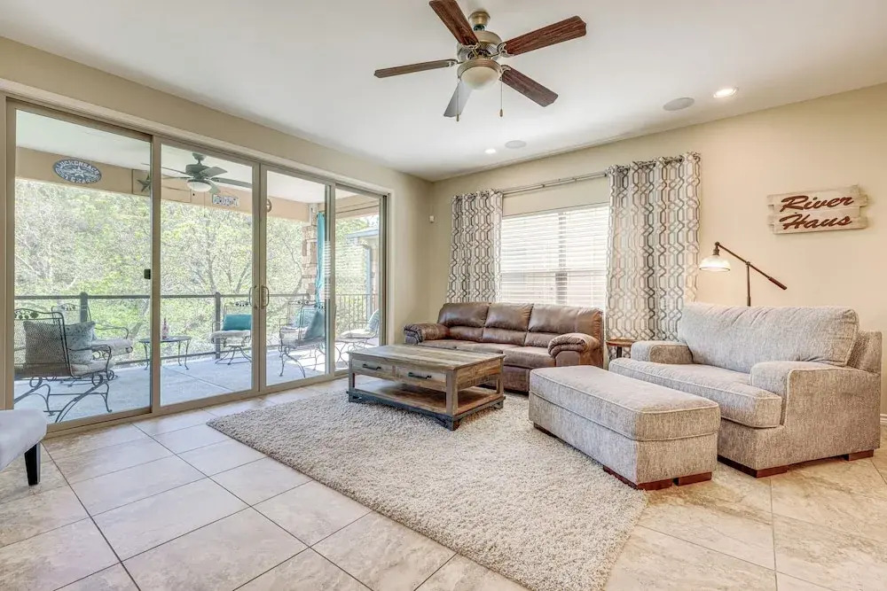 Direct Guadalupe River Access! Hill Country Condo