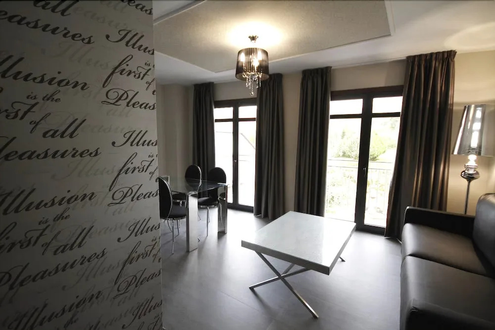 Alvear Suites