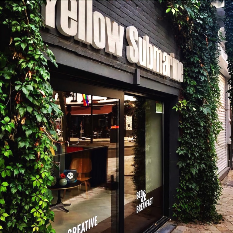 B&B Yellow Submarine