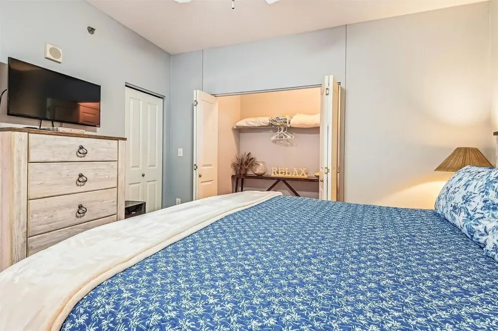 Shores Of Panama # 1902 1 Bedroom Condo by RedAwning