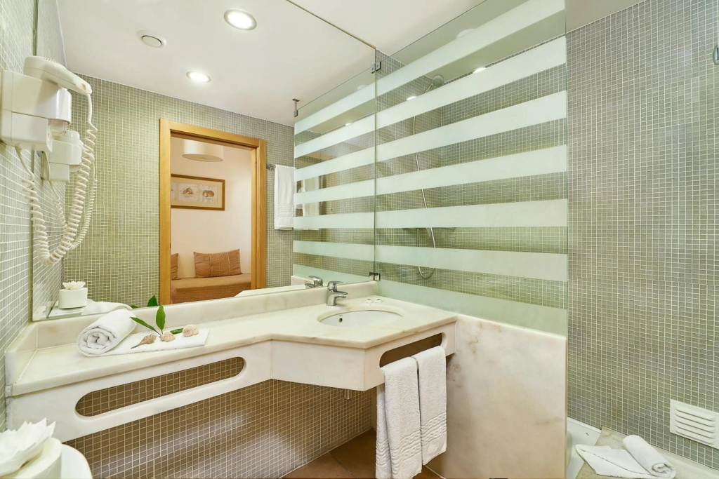 Oceanus Aparthotel