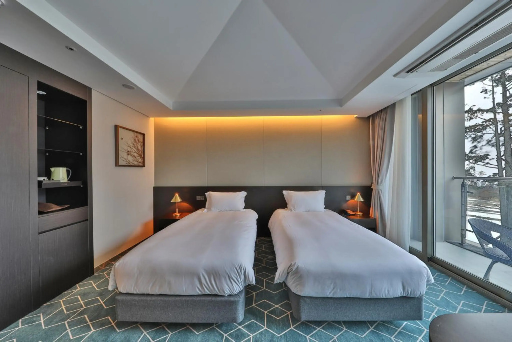 Camphortree Hotel and Resort