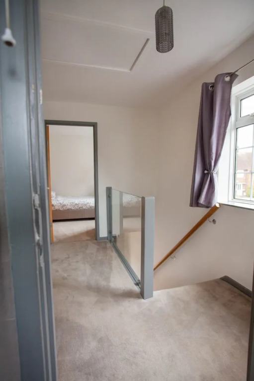 3bed House, Sleeps 7 - Hot Tub, Garden, Parking