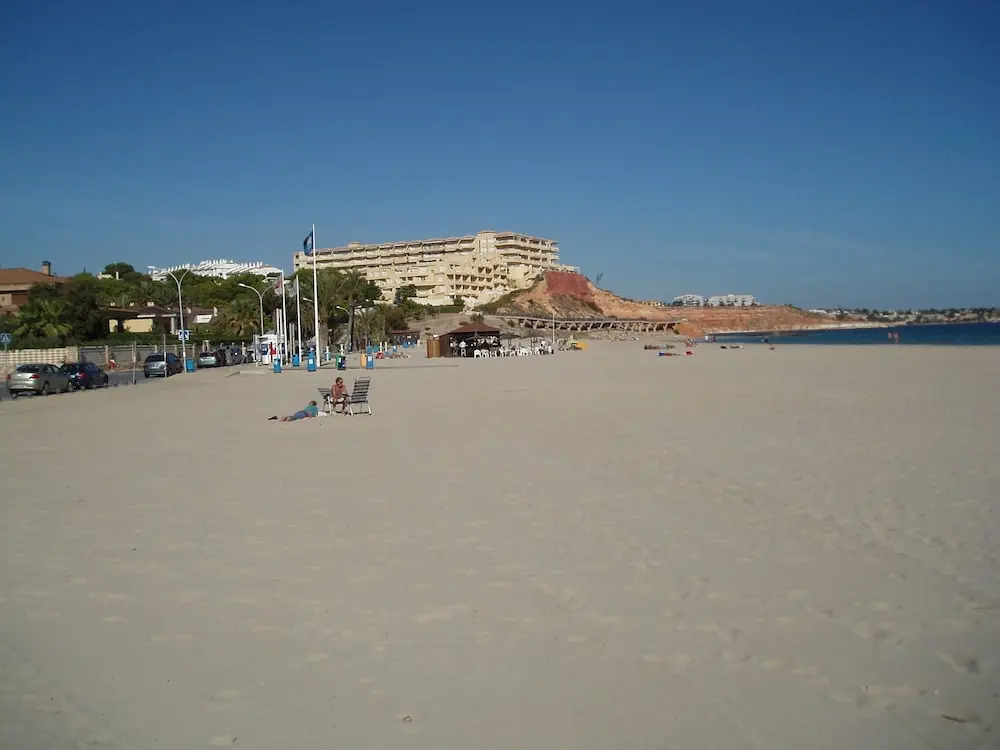 Stunning 2-bed Apartment in Orihuela