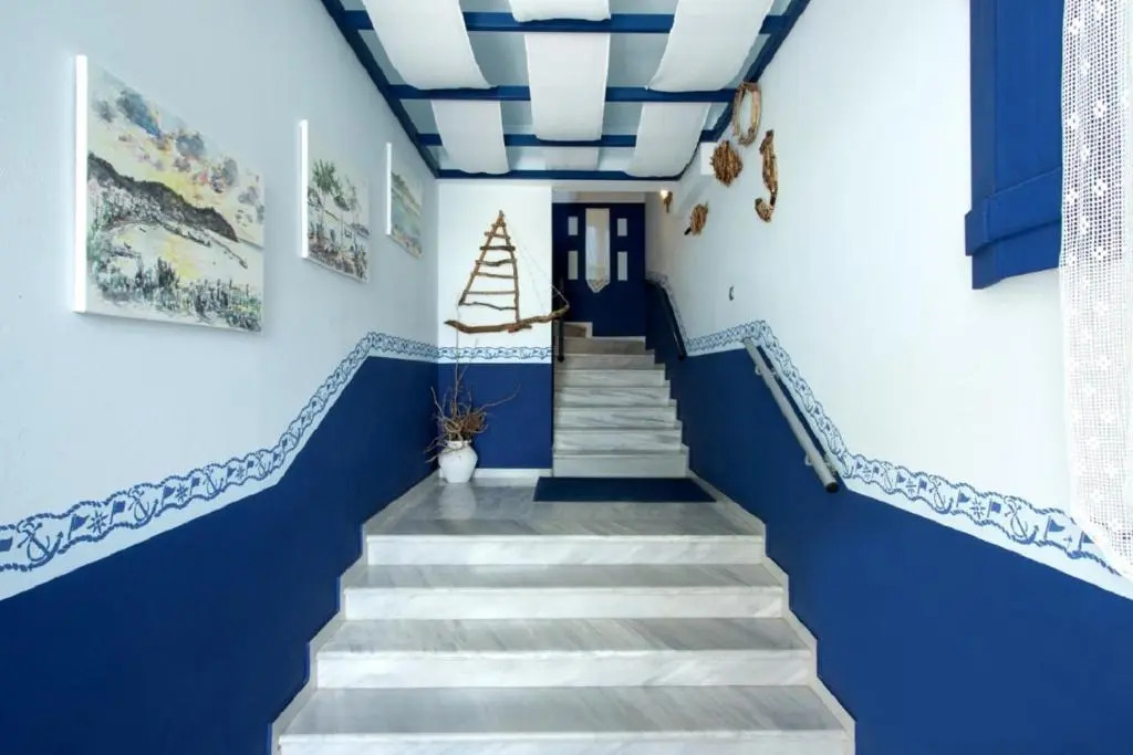 Argo Hotel