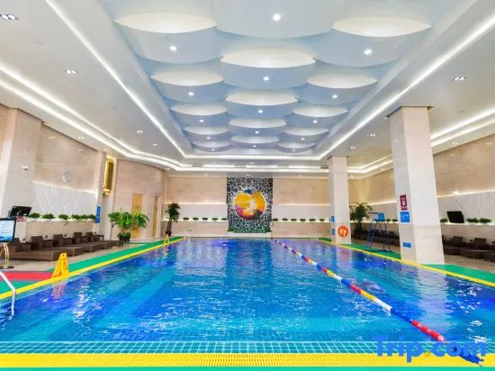 Friend Plaza Hotel