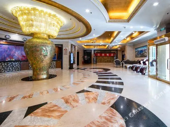 Royal Palace Hotel