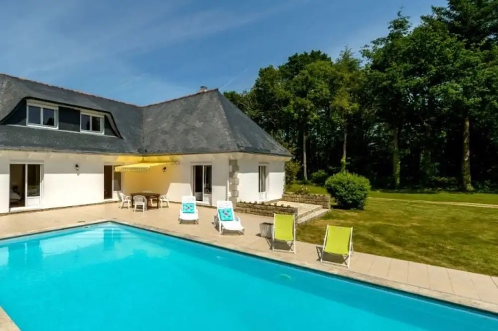 Villa With 5 Bedrooms in Concarneau, With Private Pool, Furnished Gard