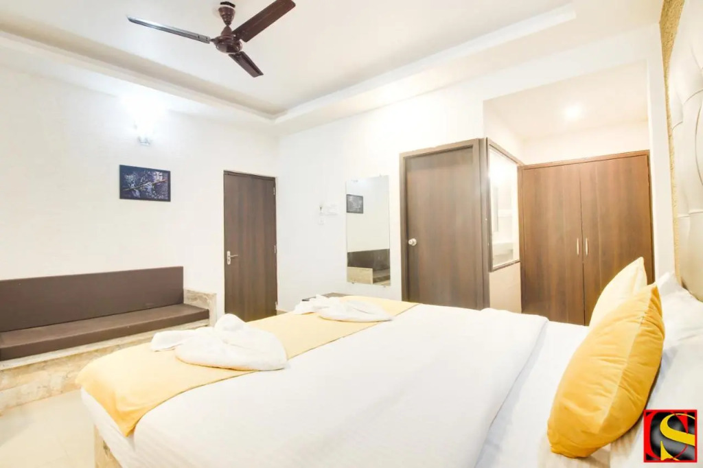 Candolim Sands