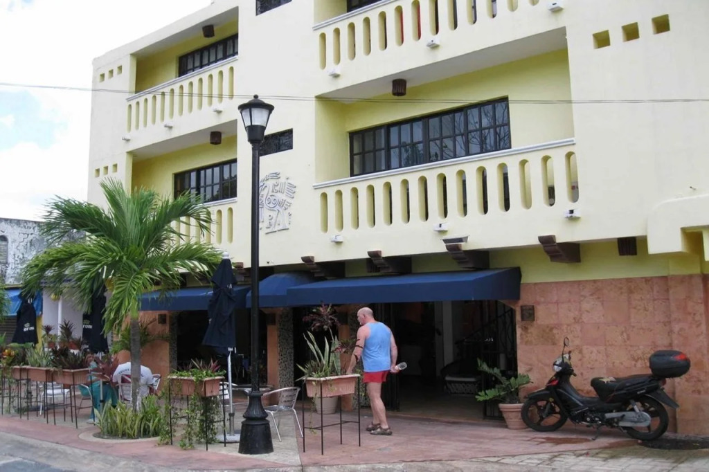 Flamingo Hotel