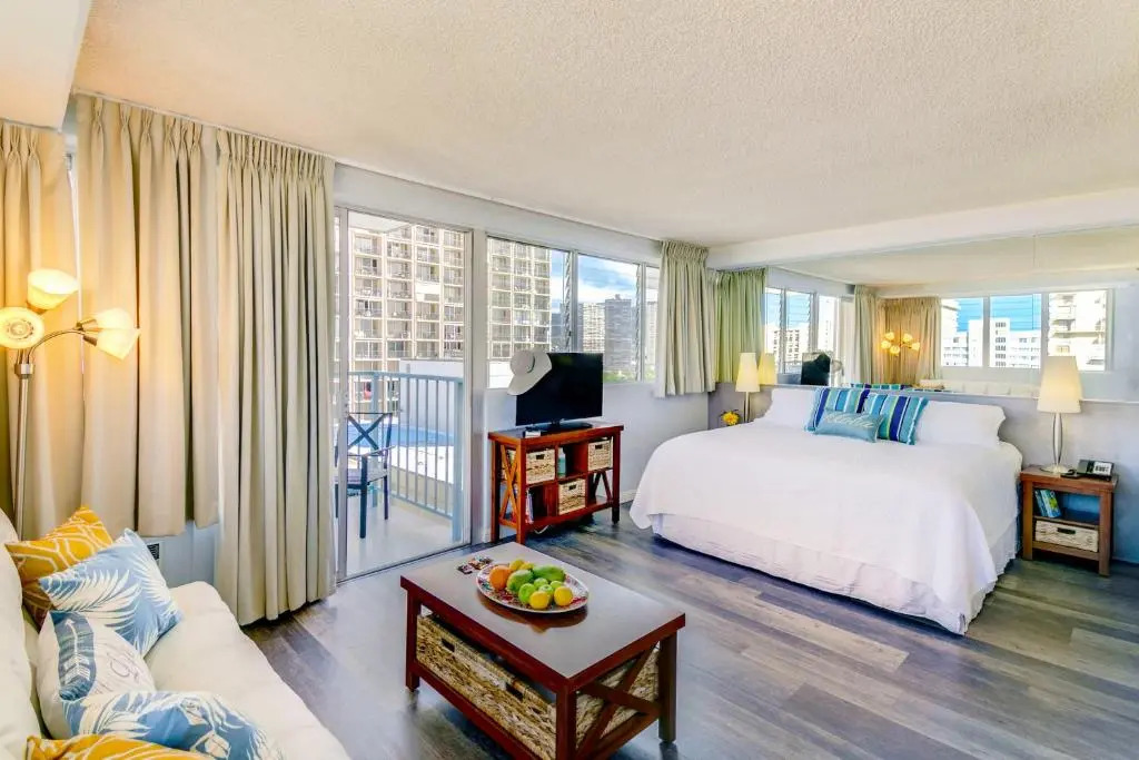 Beautiful Studio in Aloha Surf | Partial Ocean & Mountain Views | 12th Floor | Free WiFi
