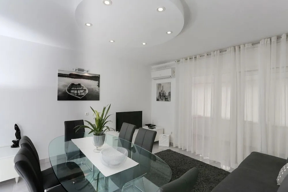 Apartment Lucija