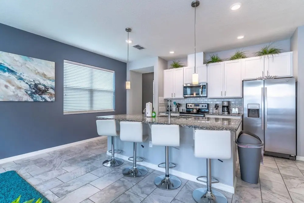 5134 Compass Bay