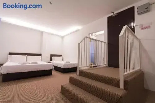 HOTEL RAUB