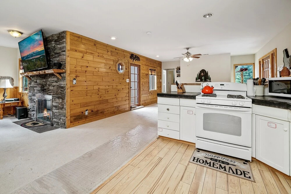 Casita Gonzalez - Modern Mountain Home Situated In A Prime Location Of Big Bear! 2 Bedroom Home