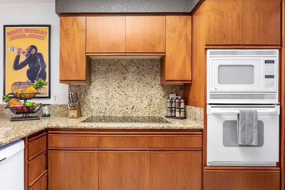 Ground Floor - Private Corner Unit - Vrkcv