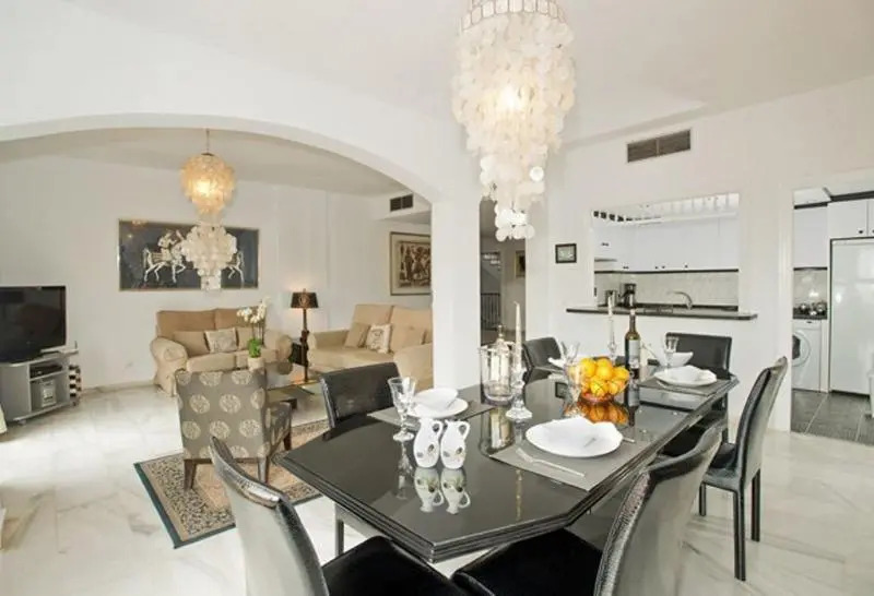 Apartment in Marbella, Malaga 102955