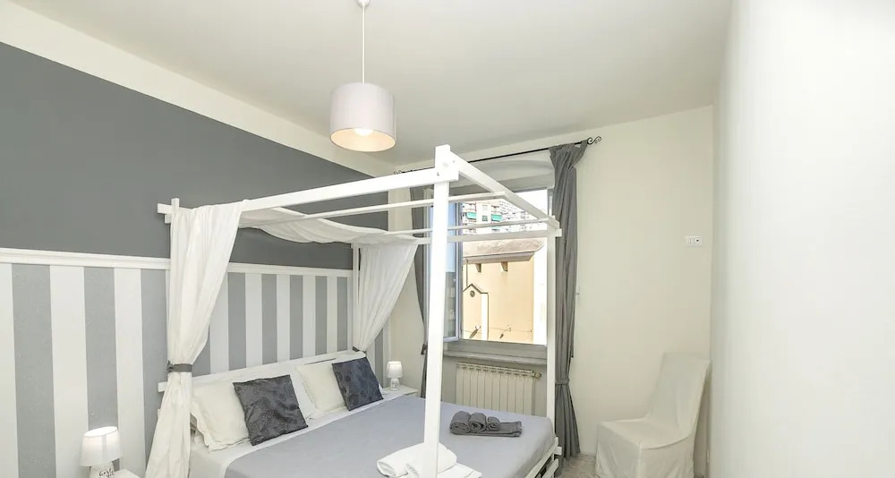 Young Apartment