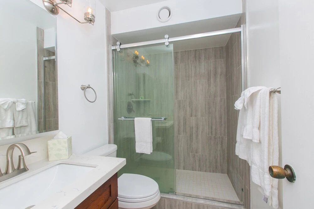 Discovery Bay 3505 1 Bedroom Condo