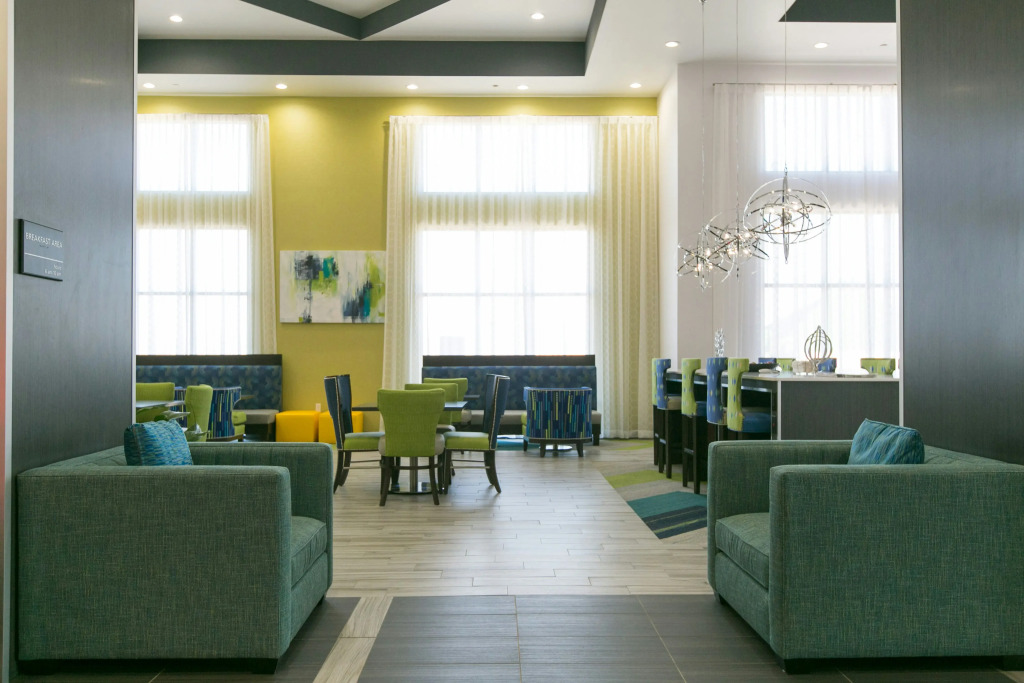 Hampton Inn & Suites Stroud
