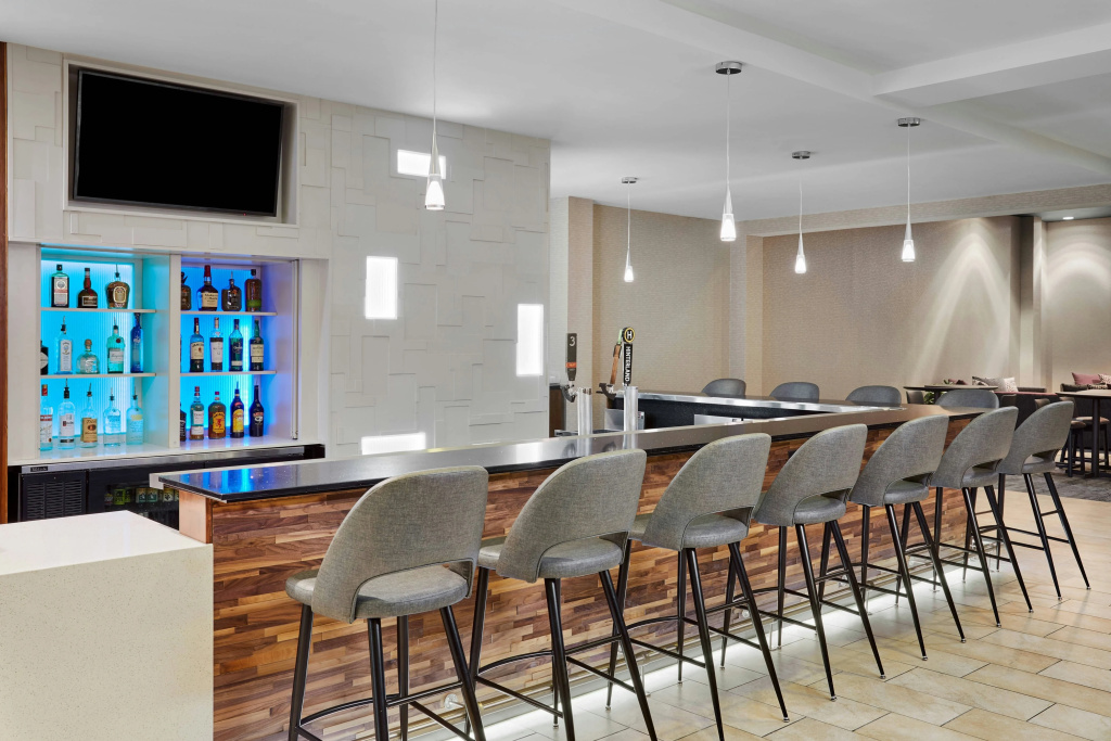 Courtyard by Marriott Milwaukee Downtown