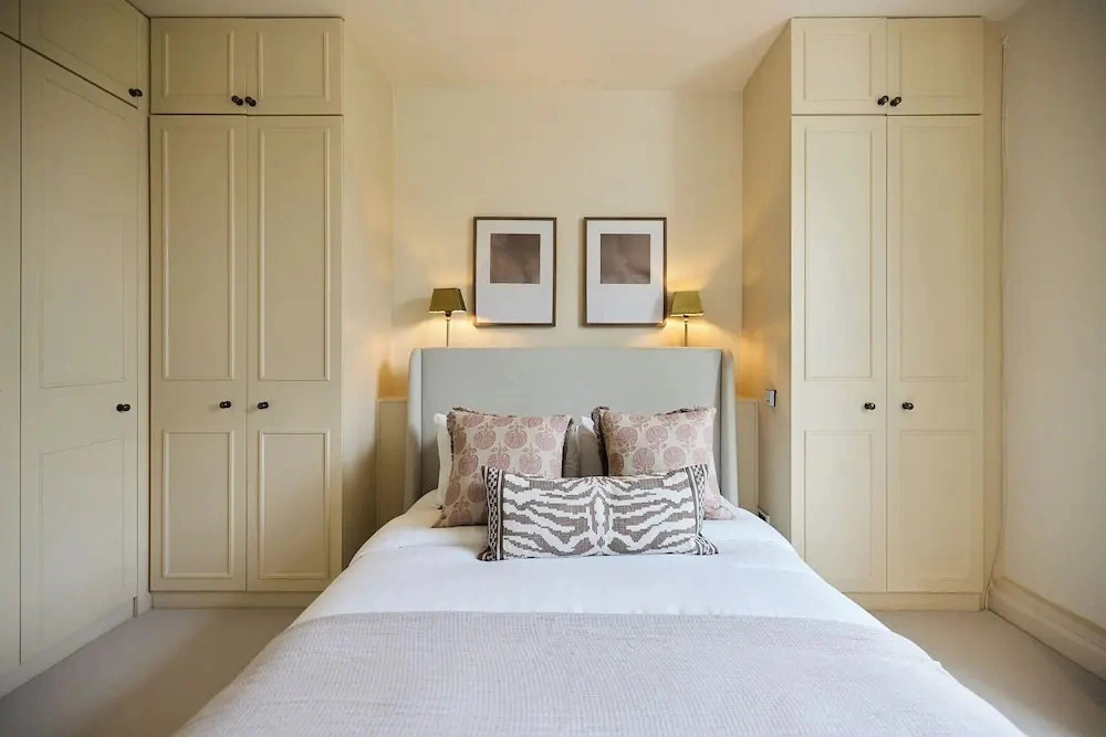 The Brick & Timber Flat by Abbey Road