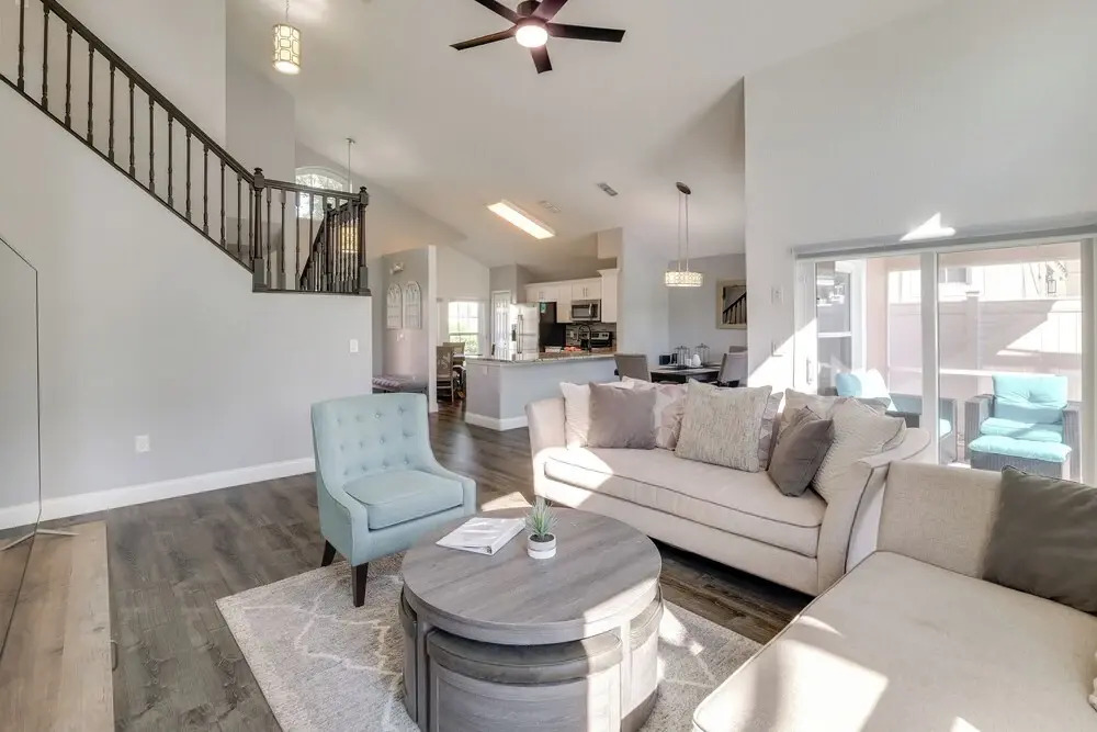 Private Pool & Hot Tub: Modern Davenport Home!