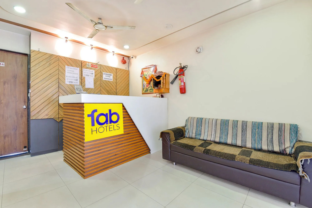 FabHotel Crystal - Nr Odau Ring Road