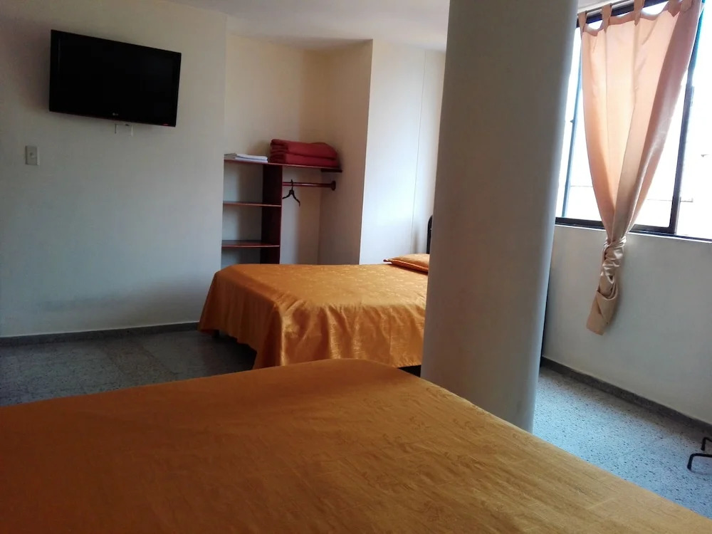 Hmetrohotel