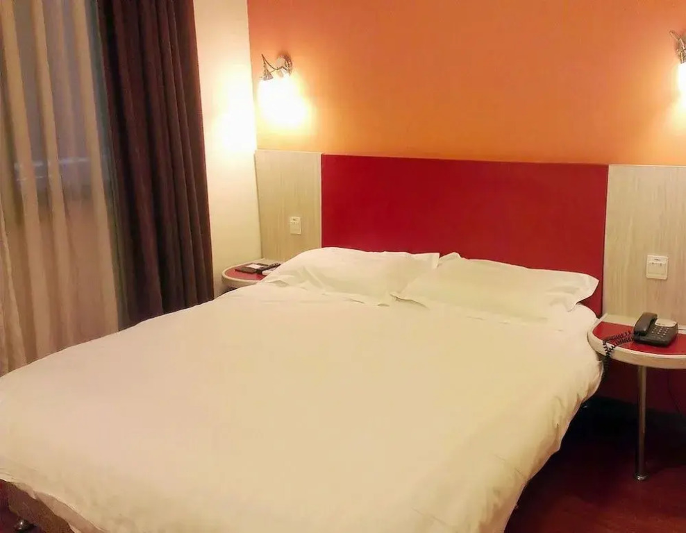 Shanghai Motel 168