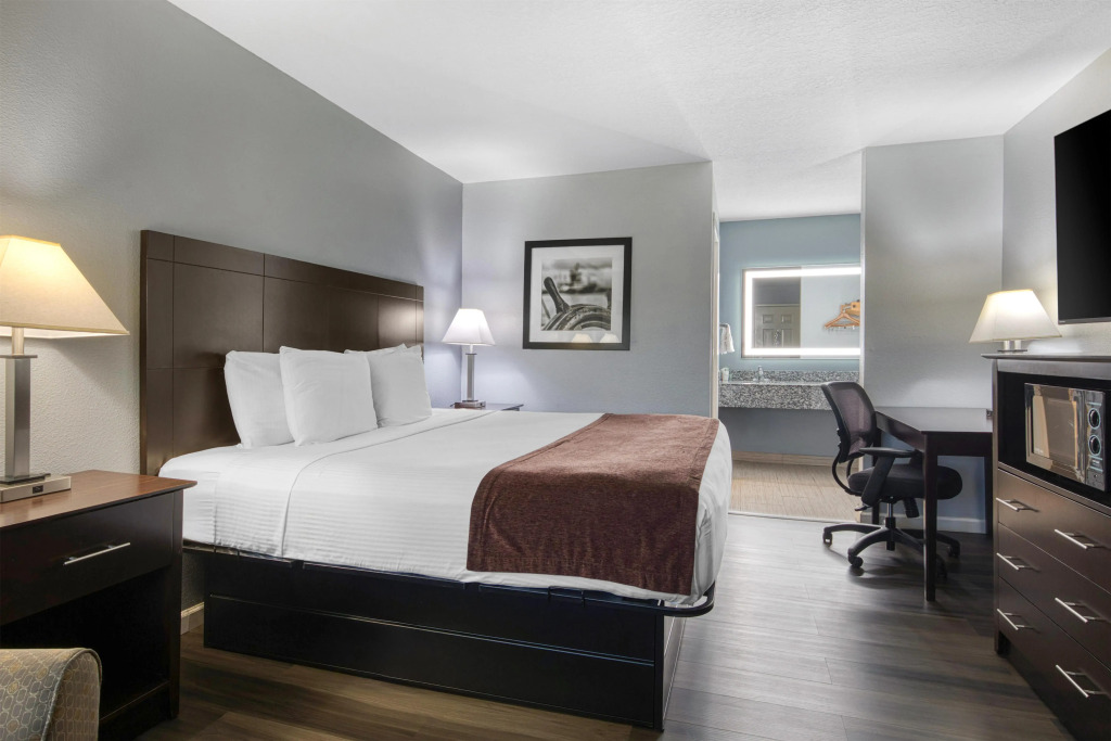 Best Western Lake Conroe Inn